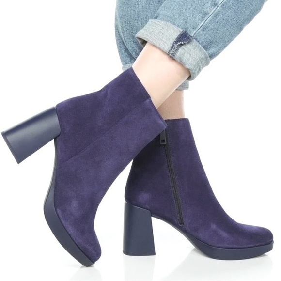 Naturalizer Genn-Reach Haven Blue Suede Booties